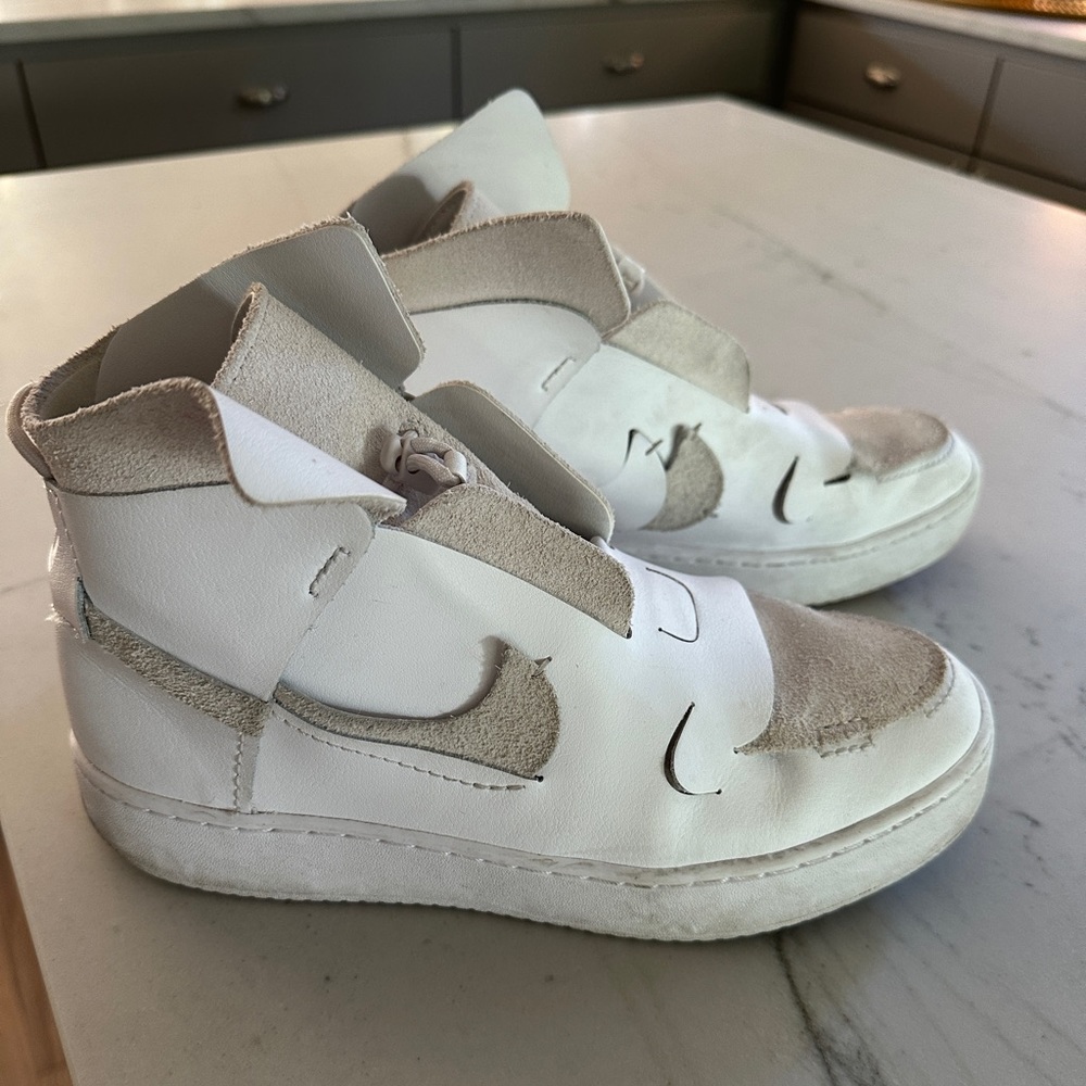 Nike Vandalized LX ‘Platinum Tint’ Sneakers